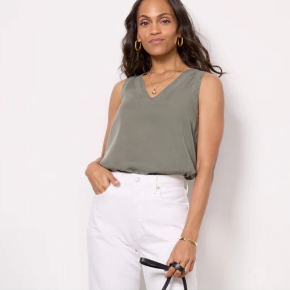 Evereve Brooklyn Tencel Tank Green Boxy Sleeveless Tank Top Size Medium